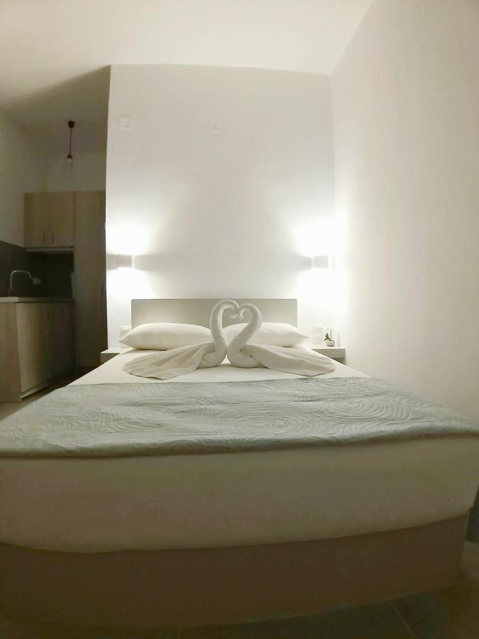 Mavrikou Helen Apartments Skyros Esterno foto