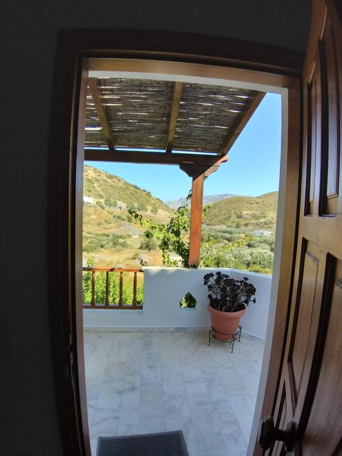 Mavrikou Helen Apartments Skyros Esterno foto