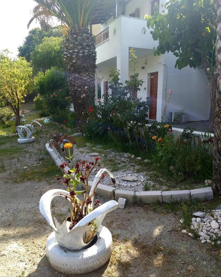 Mavrikou Helen Apartments Skyros Esterno foto