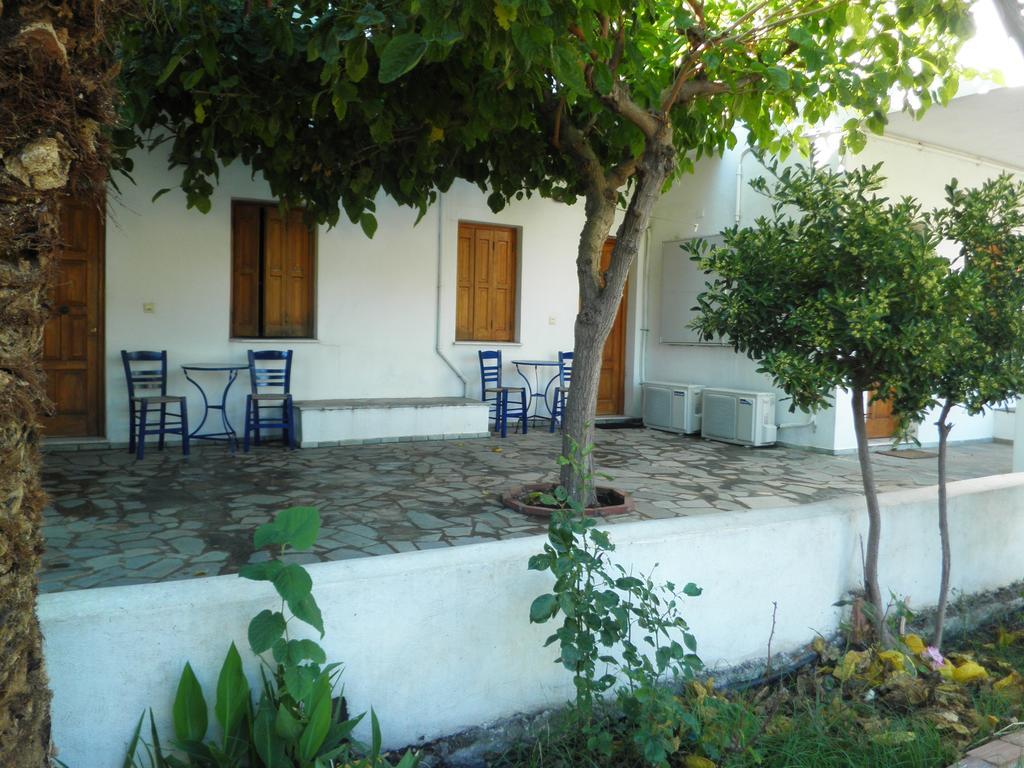 Mavrikou Helen Apartments Skyros Camera foto